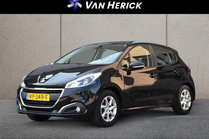 Peugeot 208 (2017)