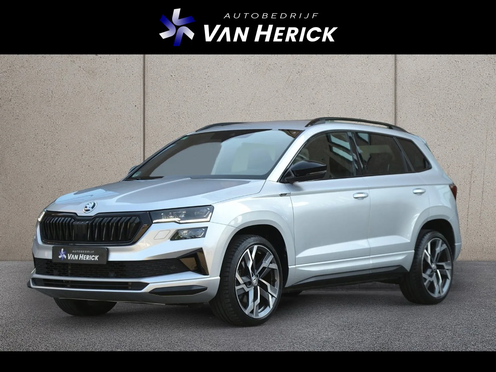 Škoda Karoq (2023) — foto 1