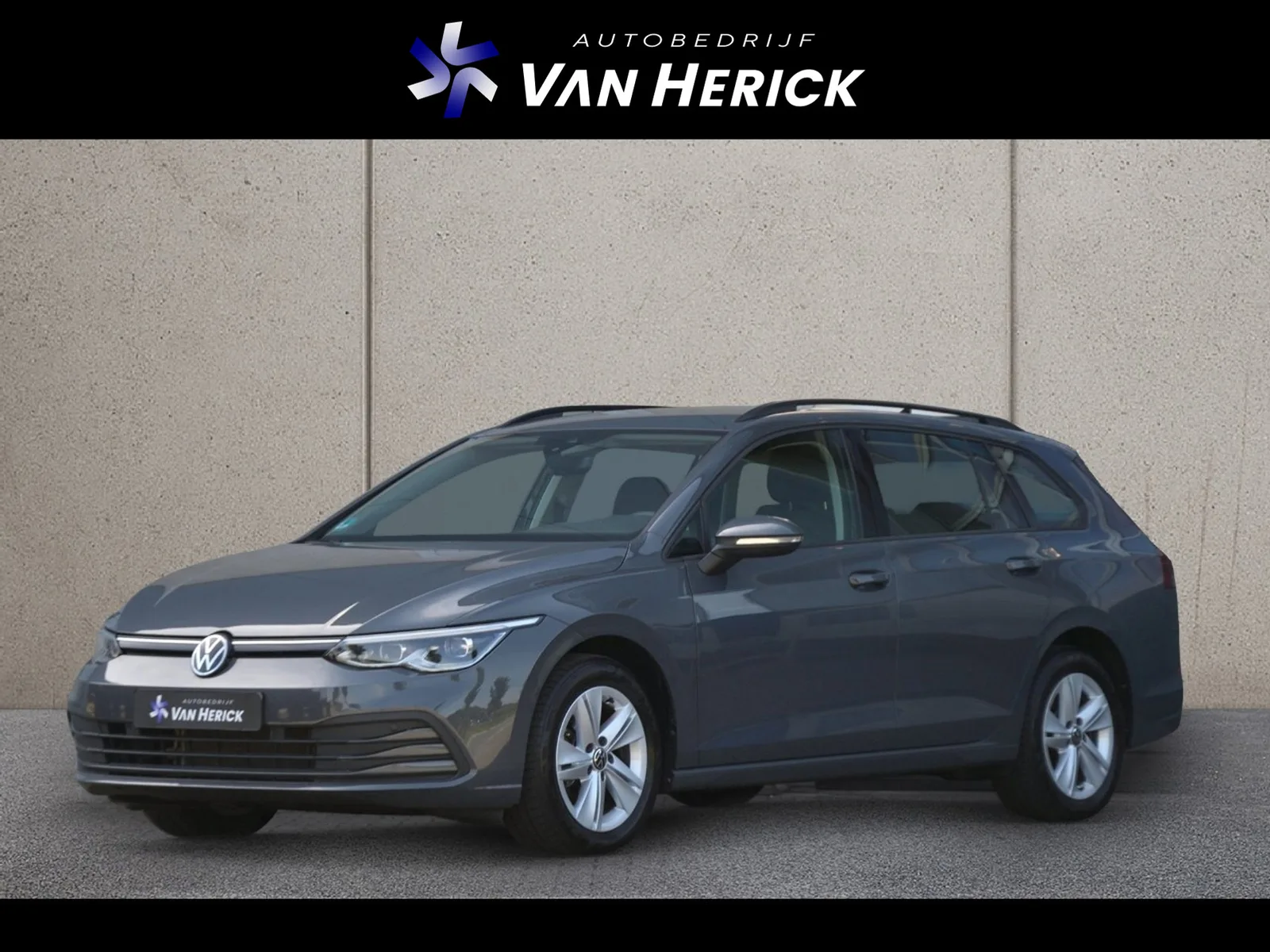Volkswagen Golf (2024) — foto 1