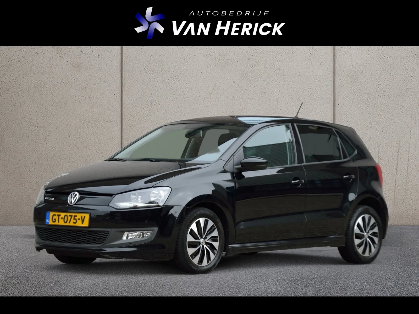 Volkswagen Polo (2015) — foto 1