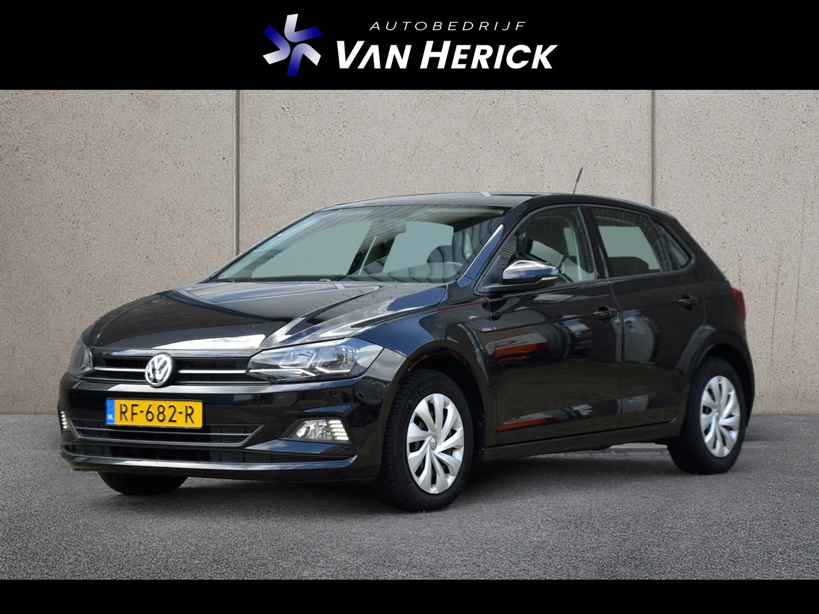 Volkswagen Polo (2017) — foto 1