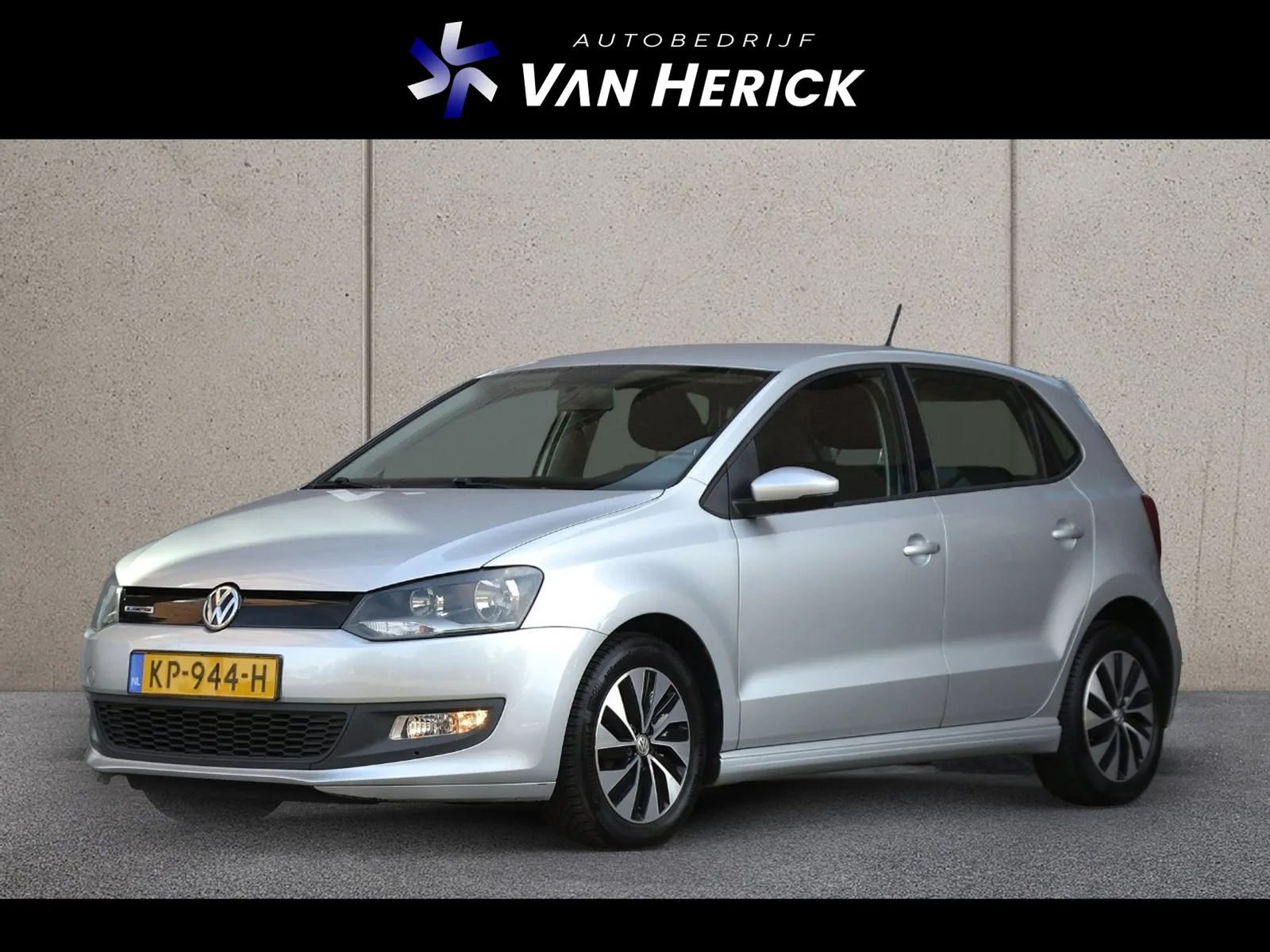 Volkswagen Polo (2016) — foto 1