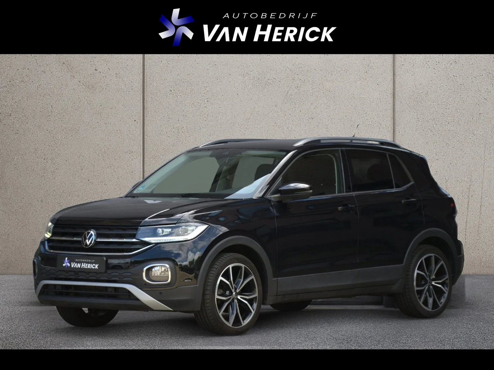 Volkswagen T-Cross (2023) — foto 1
