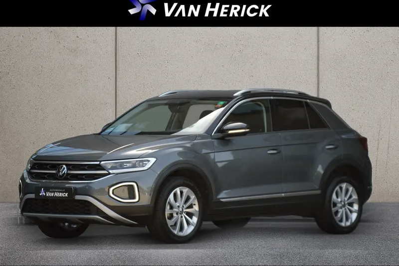 Volkswagen T-Roc (2022)