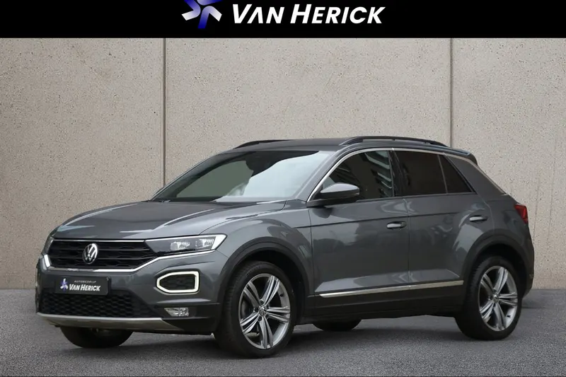Volkswagen T-Roc (2022)