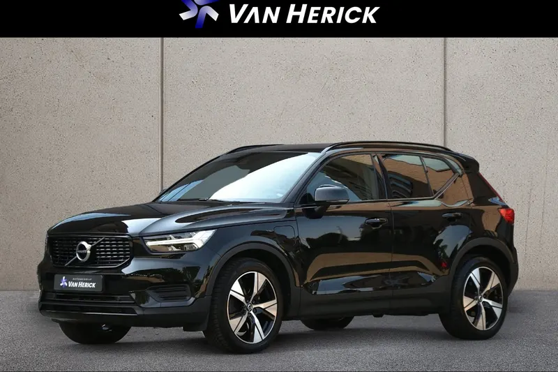 Volvo XC40 (2021)