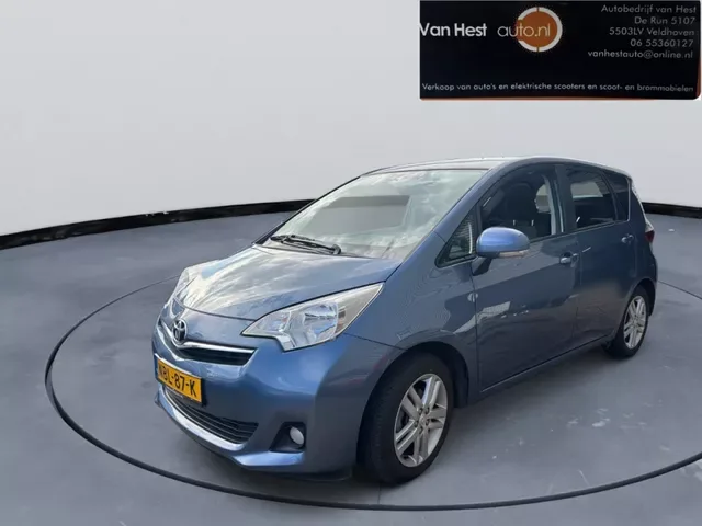 Toyota Verso S (2015) — foto 1