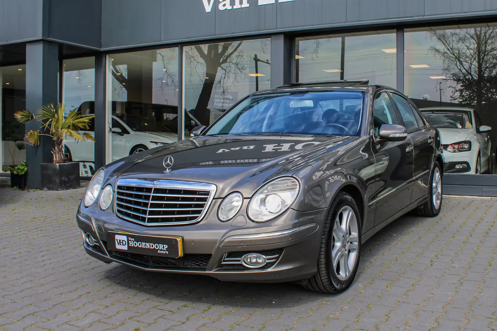 Mercedes-Benz E-Klasse (2007) — foto 1