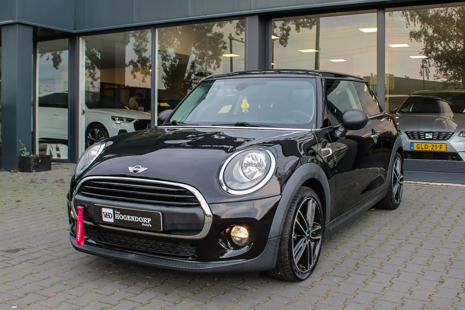MINI One (2016) — foto 1