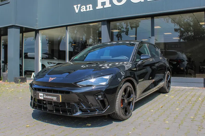 CUPRA Leon (2025)