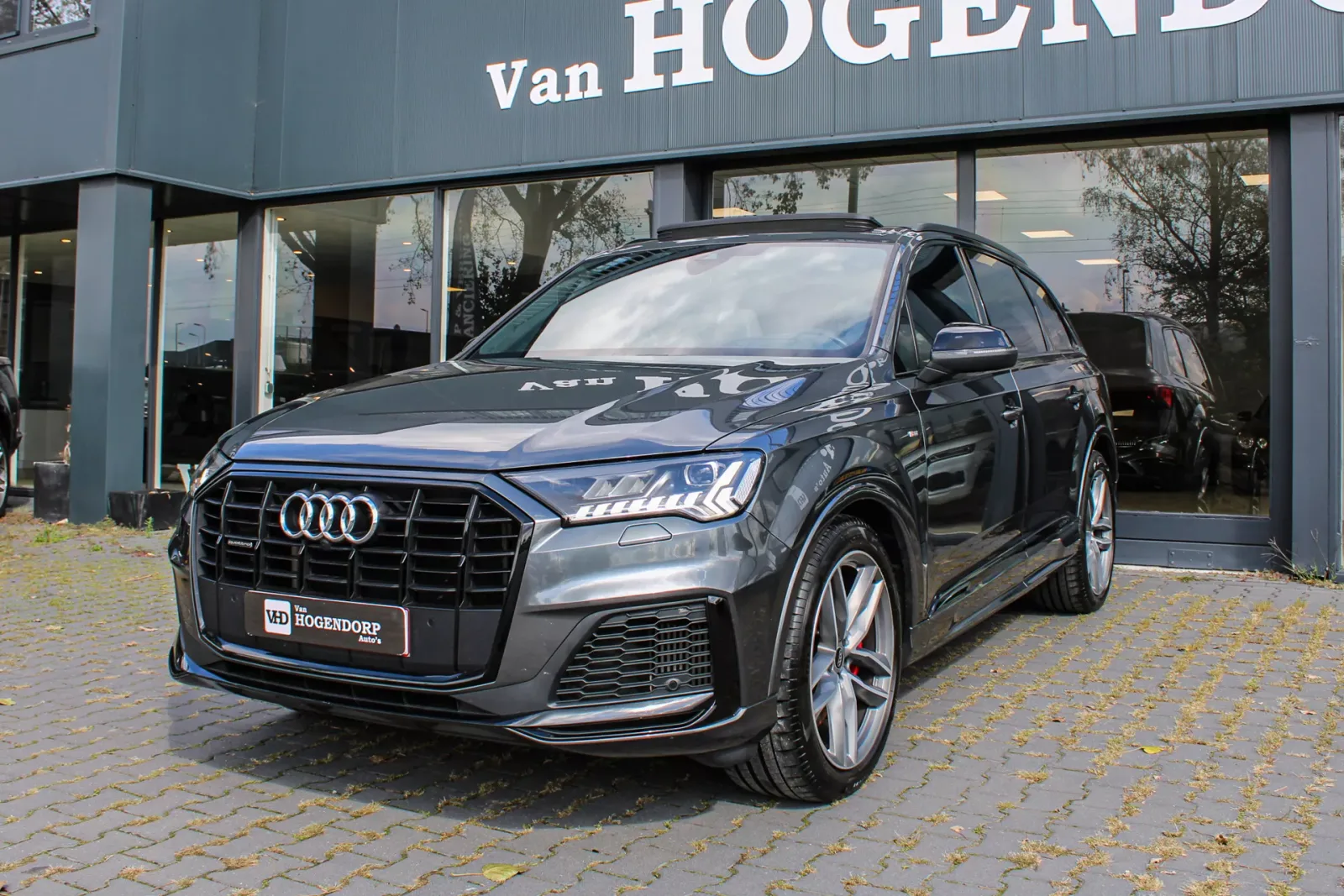 Audi Q7 (2023) — foto 1