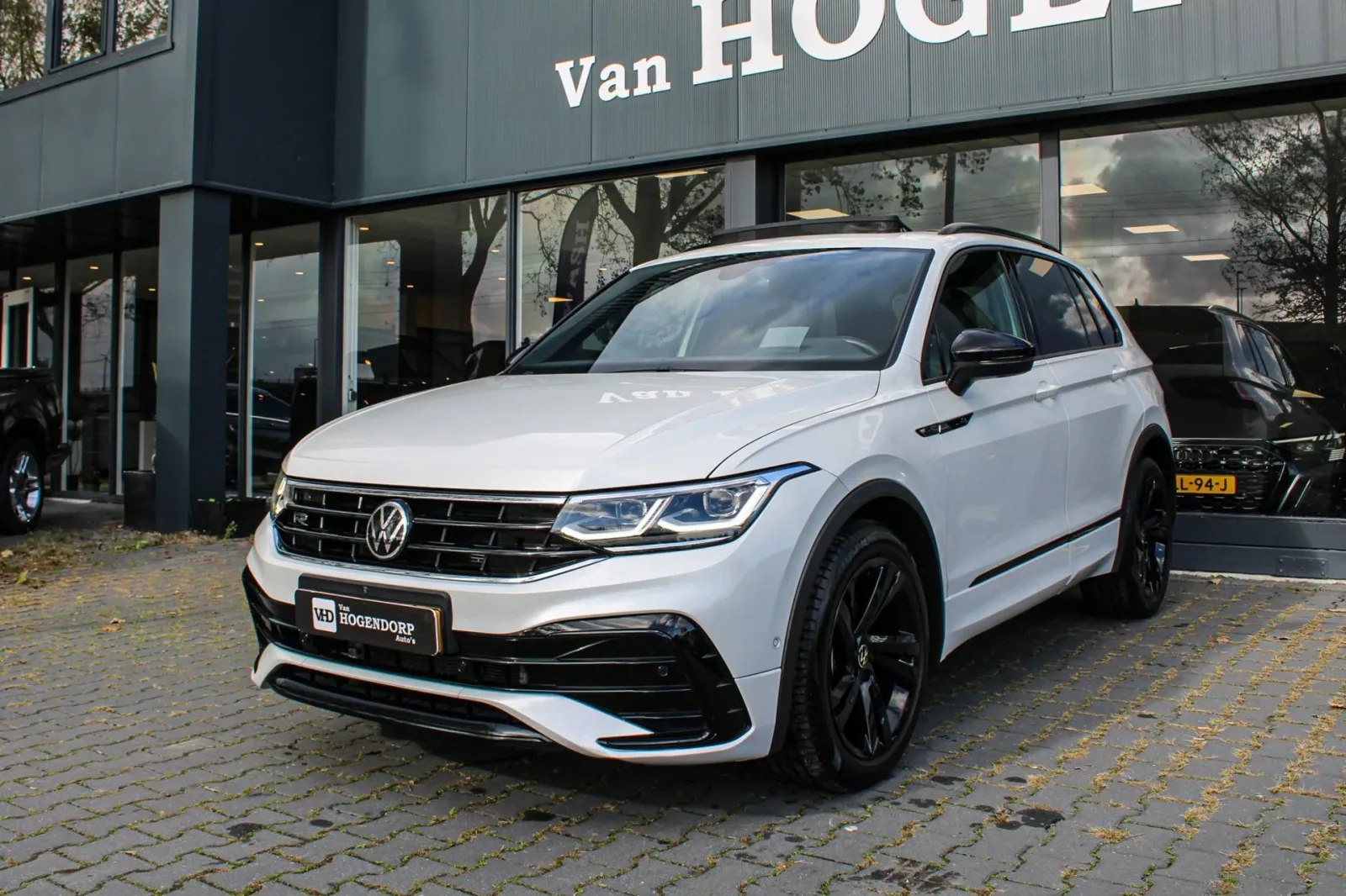 Volkswagen Tiguan (2023) — foto 1