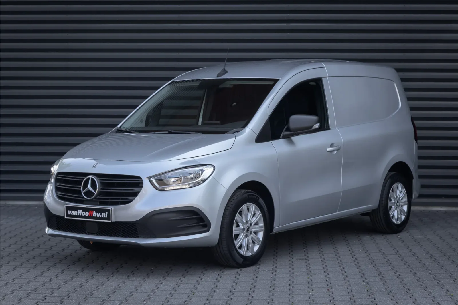 Mercedes-Benz Citan (2022) — foto 1