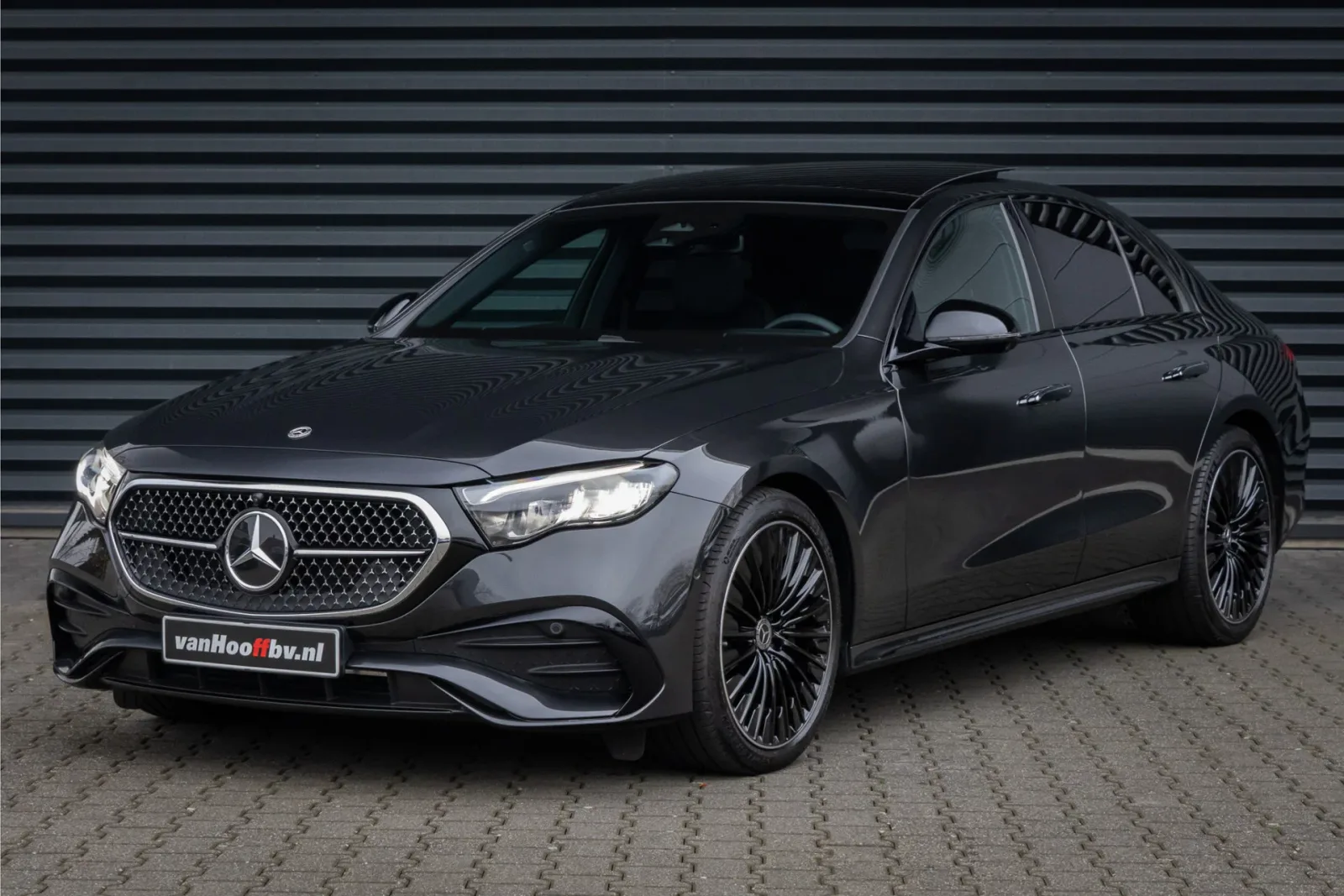 Mercedes-Benz E-Klasse (2023) — foto 1