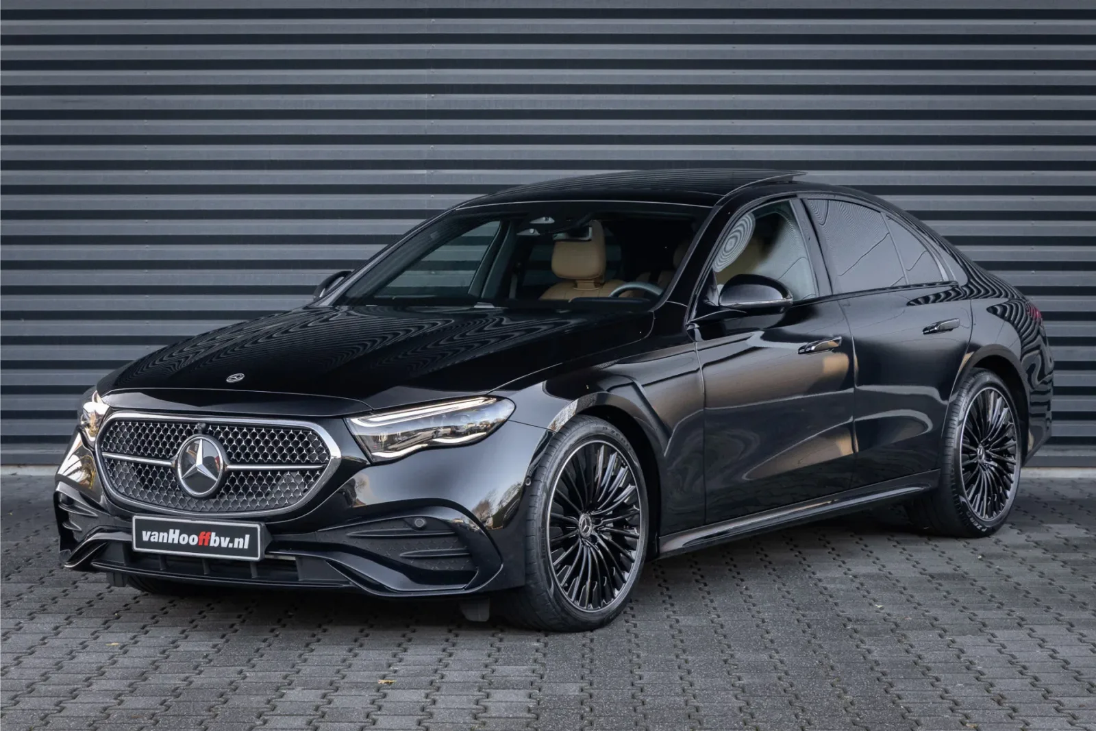 Mercedes-Benz E-Klasse (2023) — foto 1