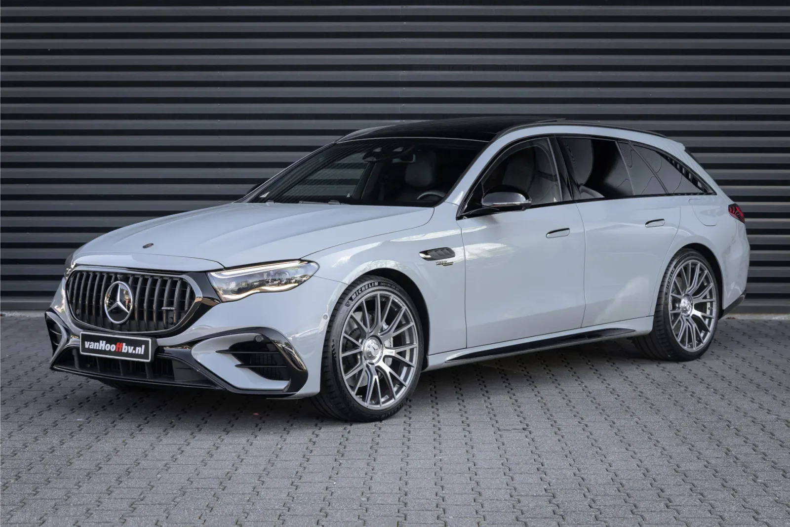 Mercedes-Benz E-Klasse (2024) — foto 1