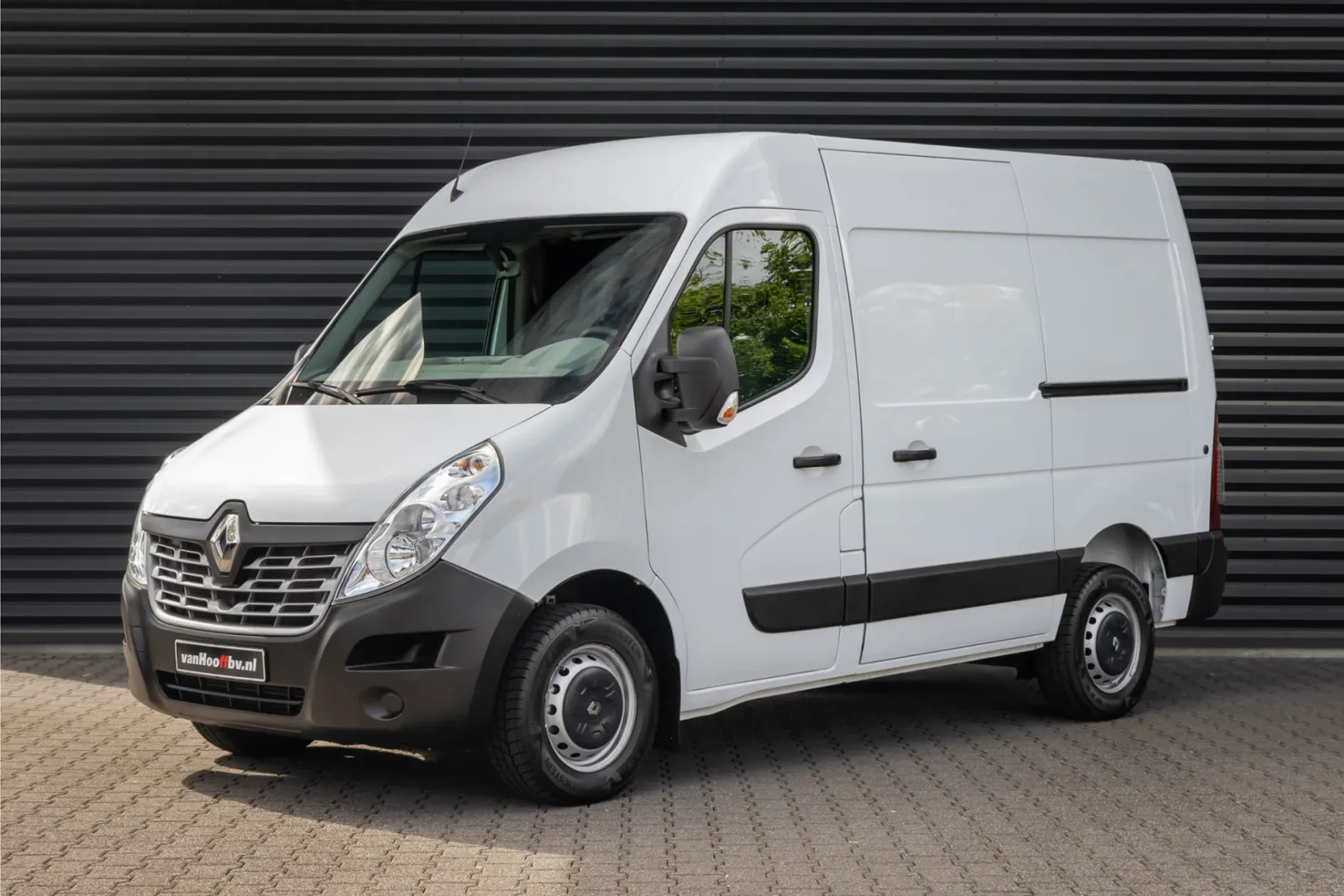 Renault Master (2016) — foto 1