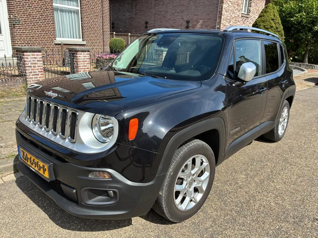 Jeep Renegade (2015) — foto 1