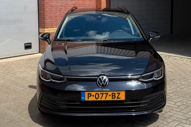 Volkswagen Golf (2021)