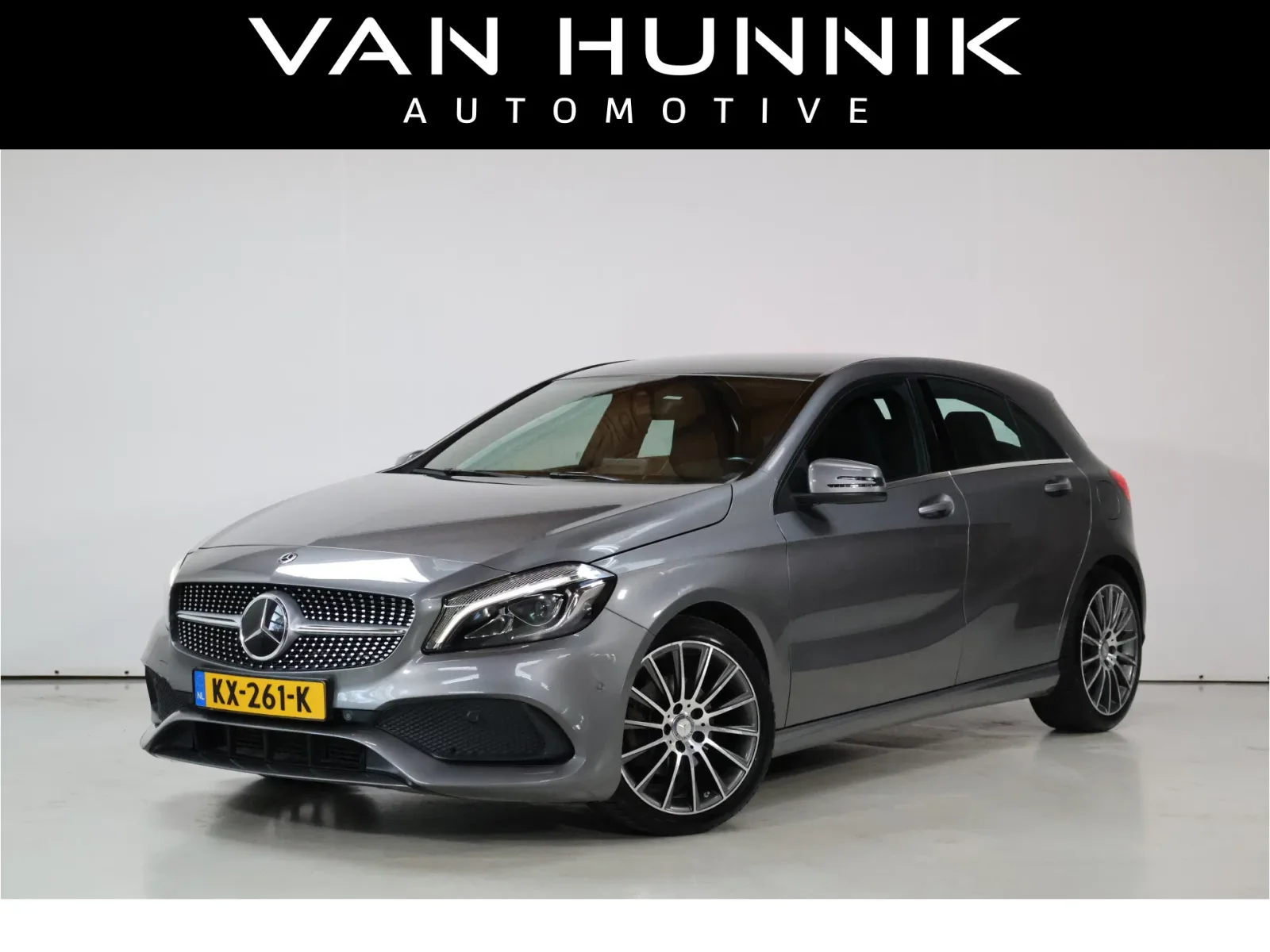 Mercedes-Benz A-Klasse (2016) — foto 1