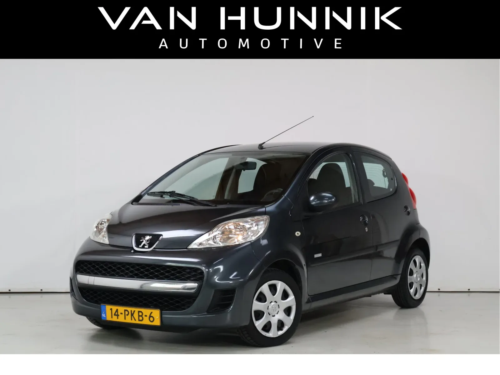 Peugeot 107 (2011) — foto 1