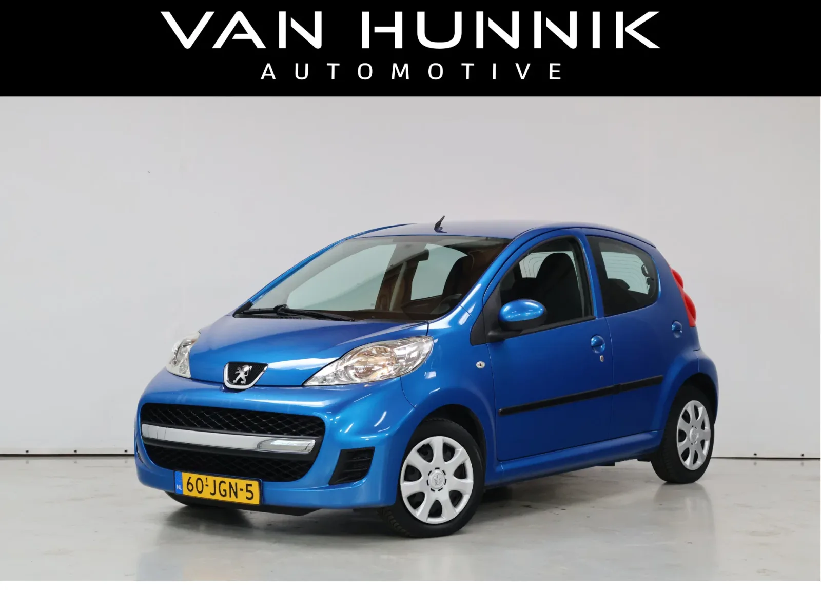 Peugeot 107 (2009) — foto 1