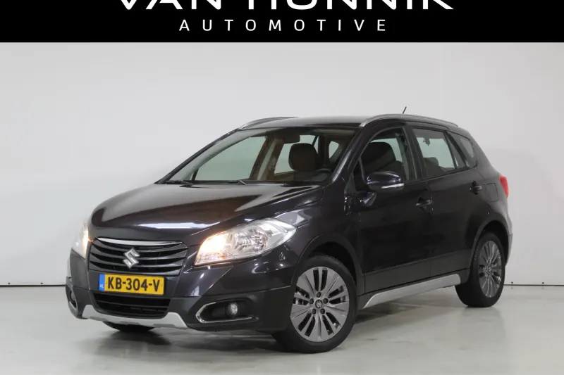 Suzuki S-Cross (2015)