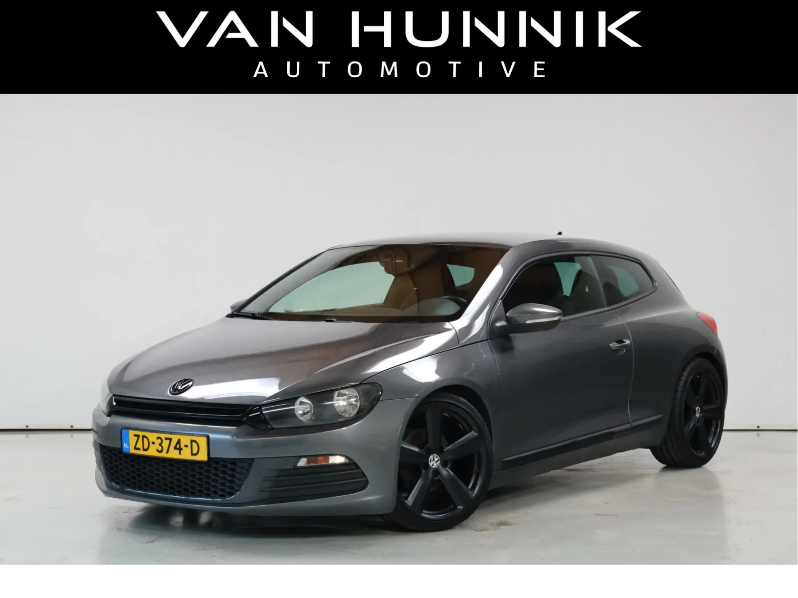 Volkswagen Scirocco (2011) — foto 1