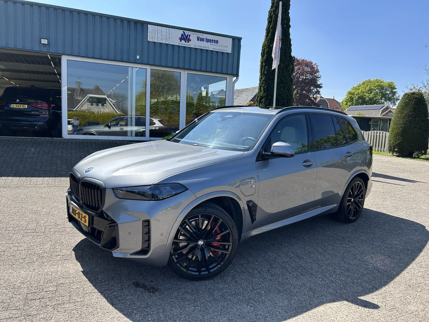 BMW X5 (2025) — foto 1
