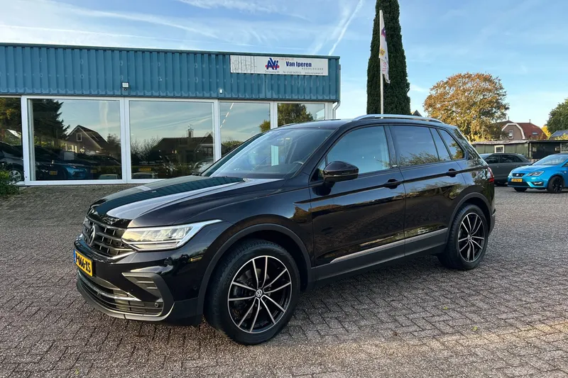 Volkswagen Tiguan (2021)
