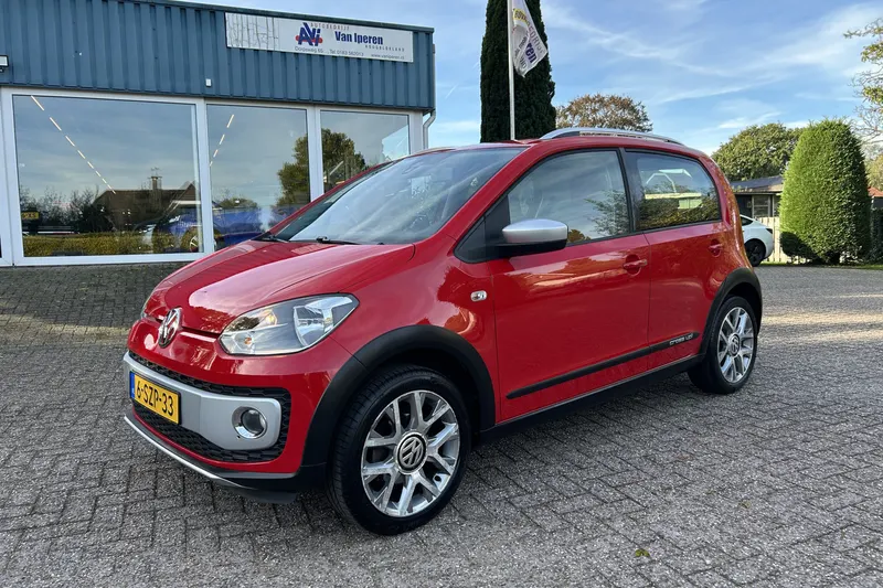 Volkswagen Up! (2014)