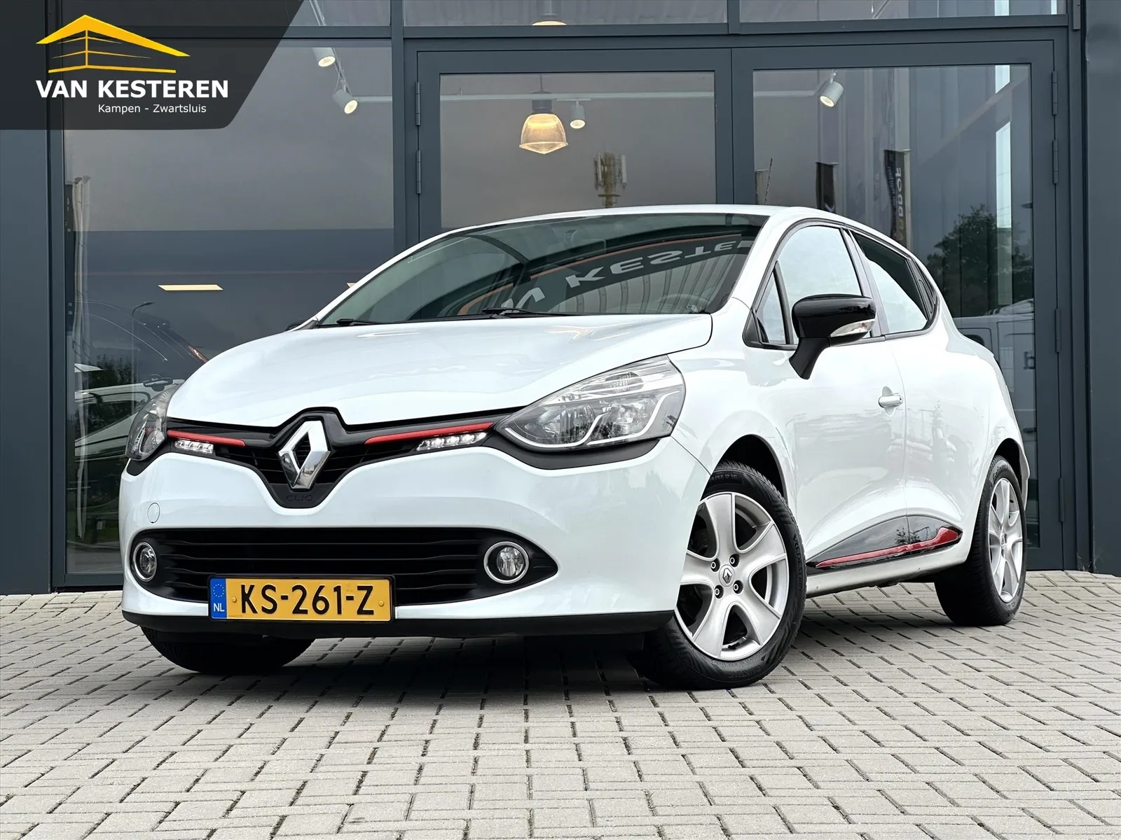 Renault Clio (2016) — foto 1