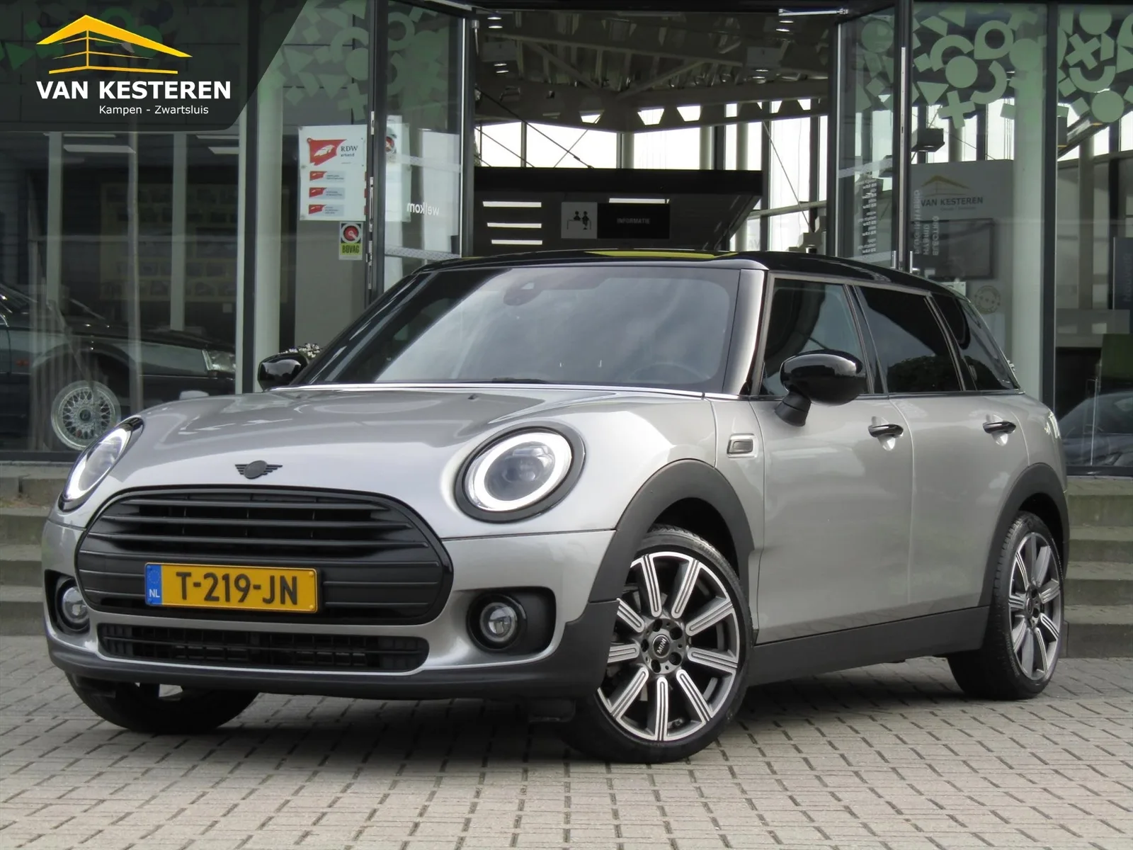 MINI Clubman (2023) — foto 1