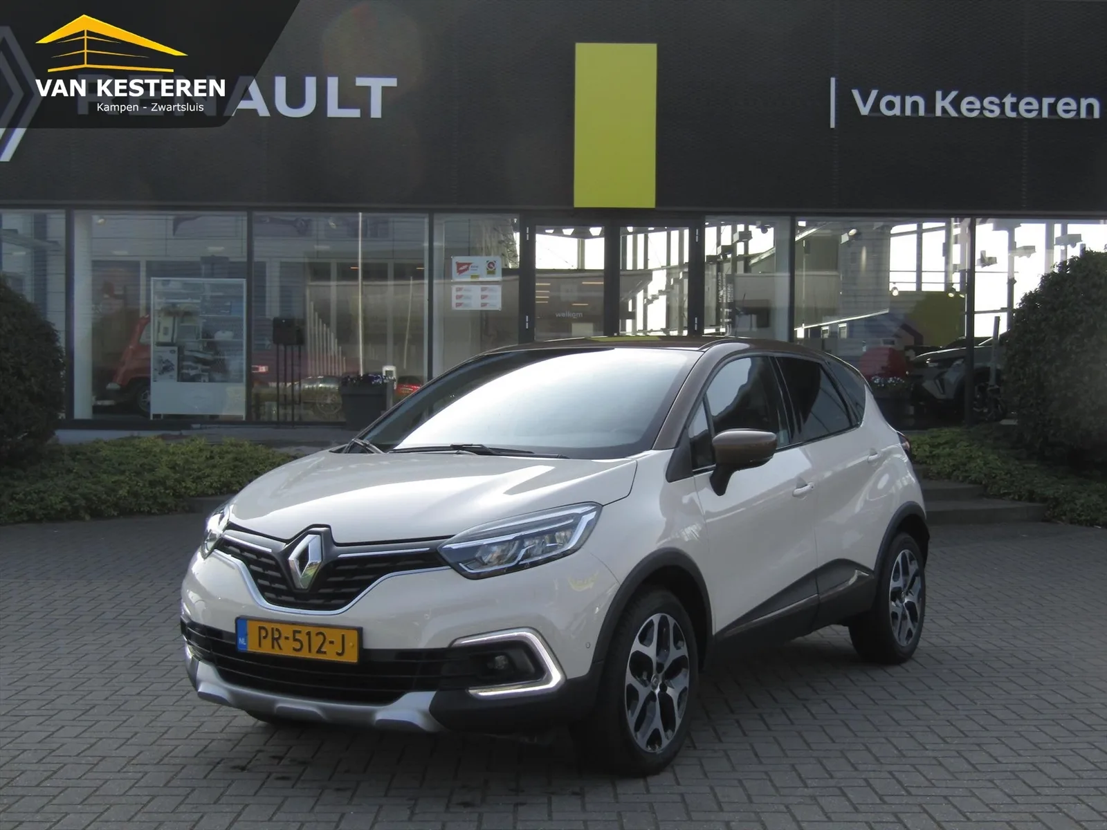 Renault Captur (2017) — foto 1