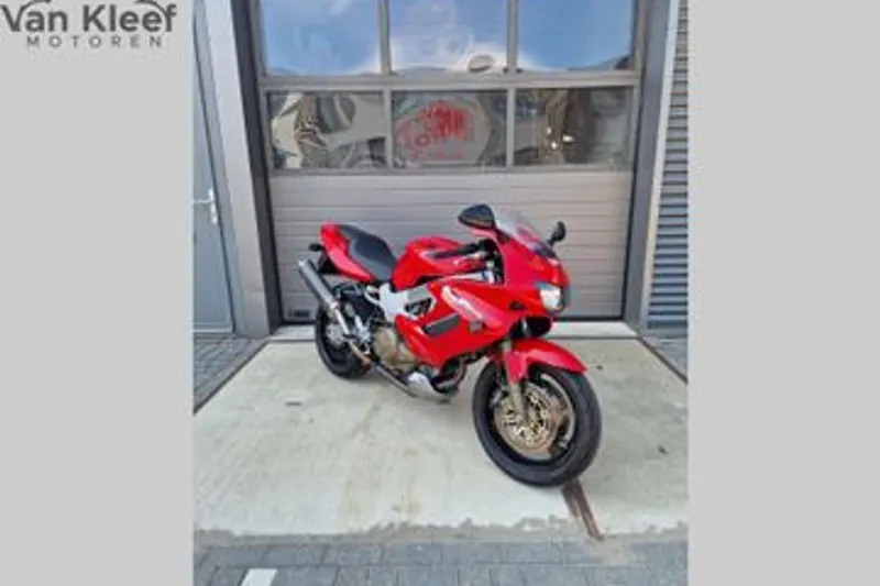 Honda VTR 1000 F Firestorm (2006)