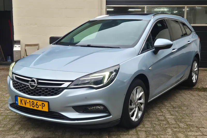 Opel Astra (2016)