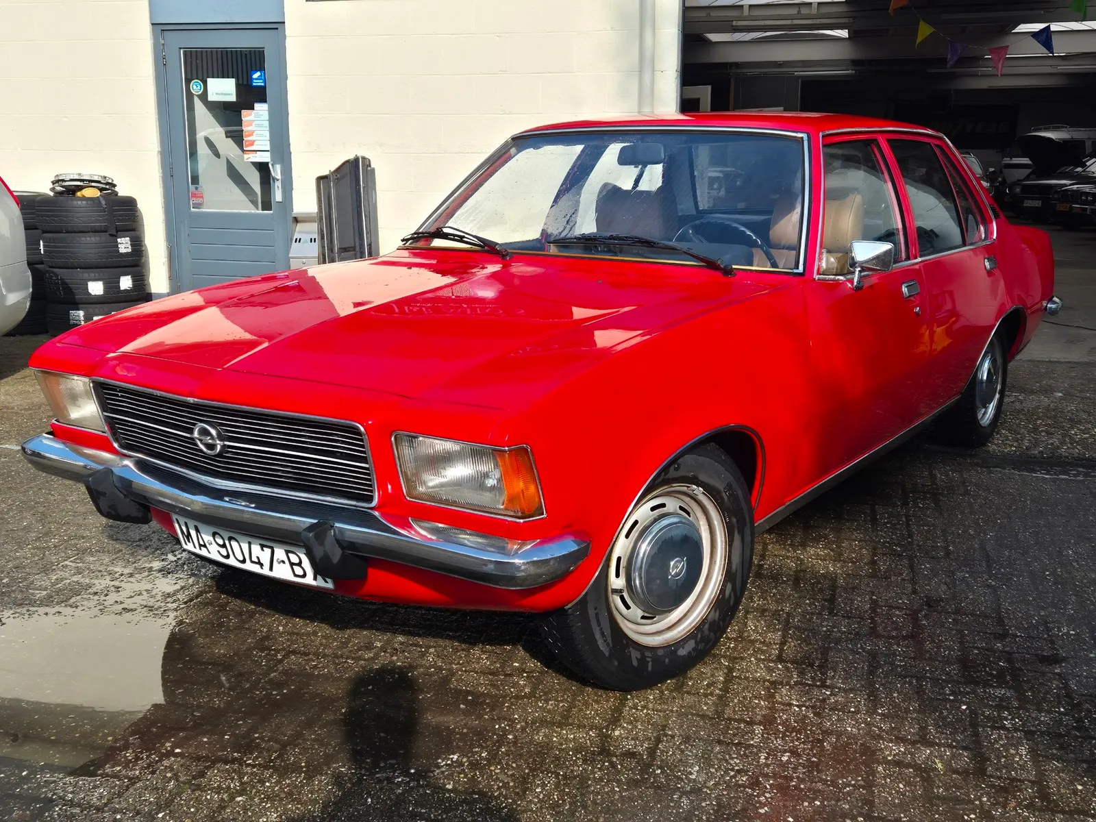 Opel Rekord (1975) — foto 1
