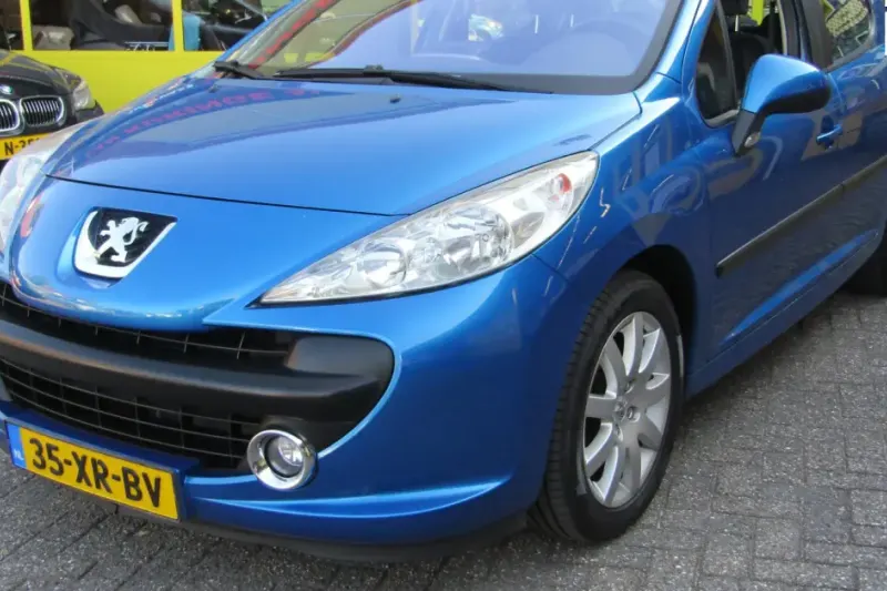 Peugeot 207 (2007)