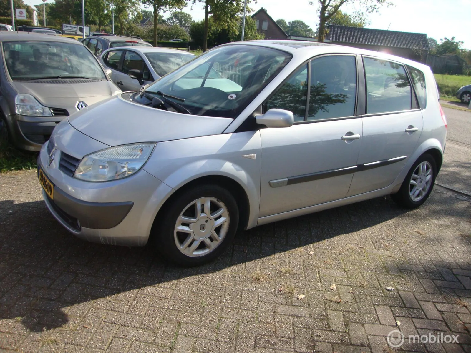 Renault Scénic (2005) — foto 1