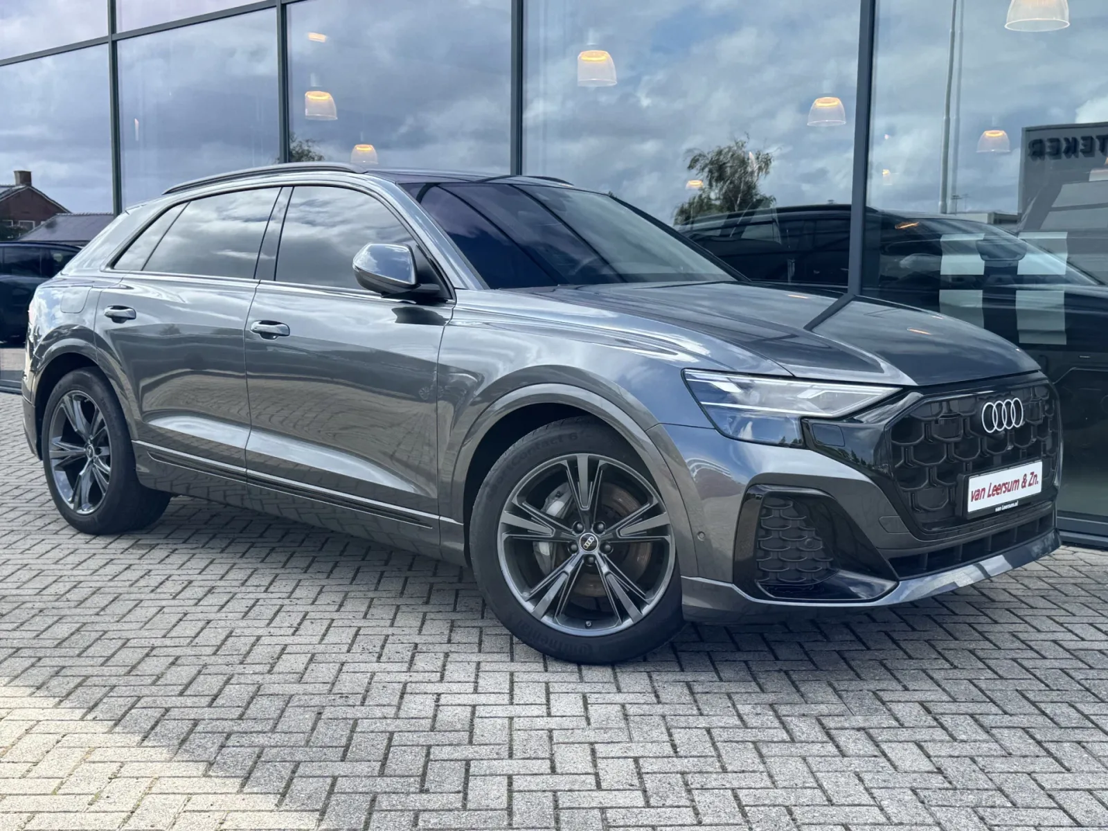 Audi Q8 (2024) — foto 1
