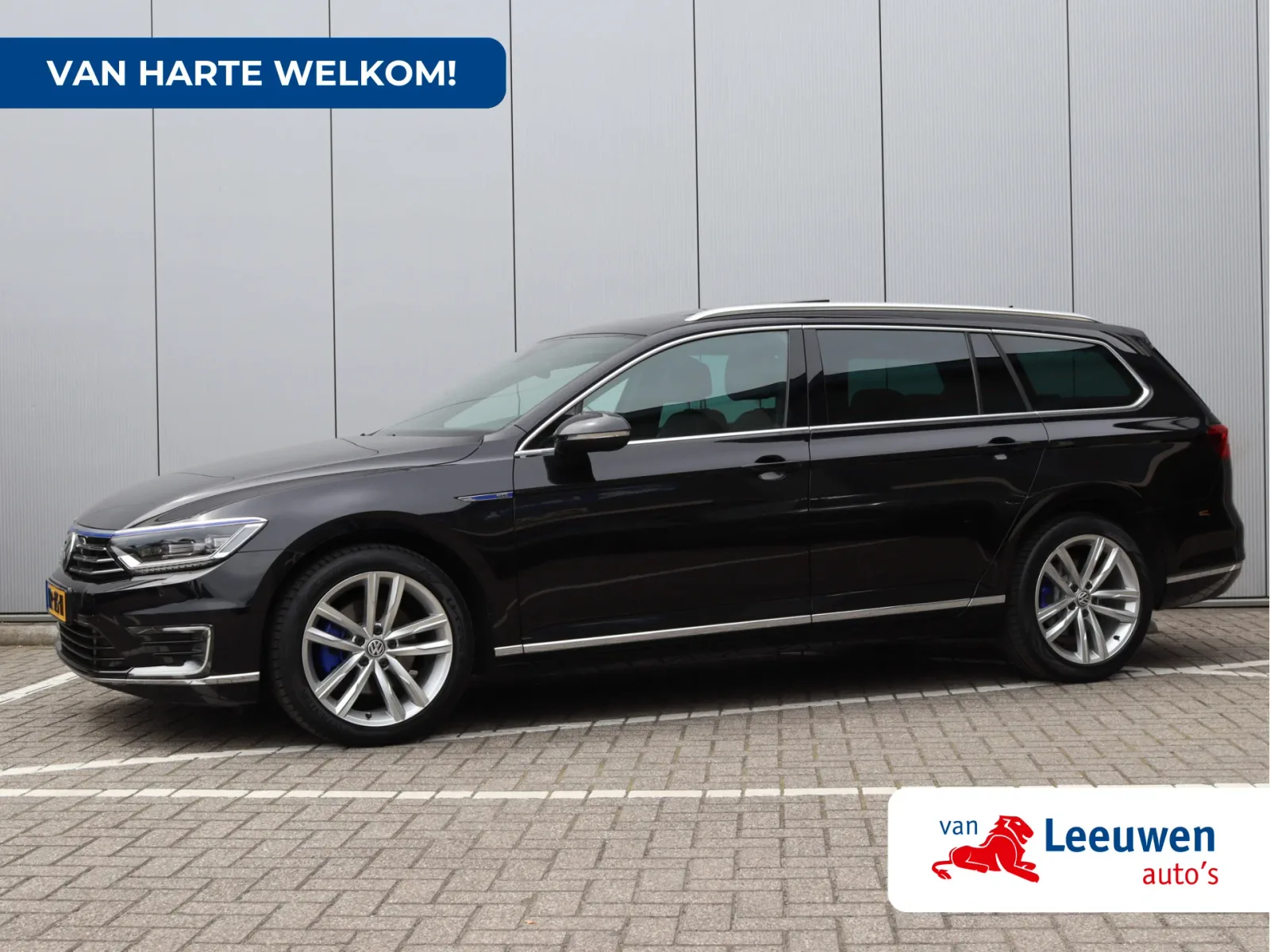 Volkswagen Passat (2015) — foto 1