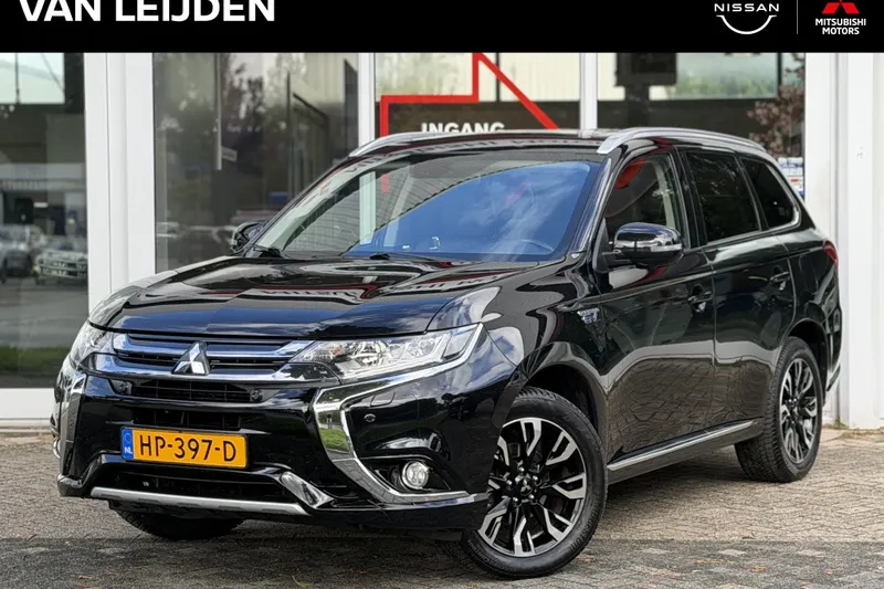 Mitsubishi Outlander (2015)