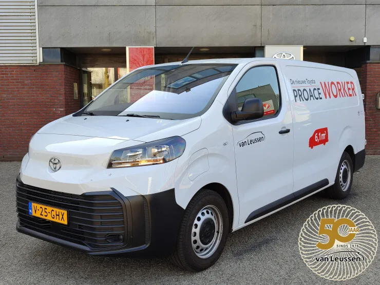 Toyota Proace (2024) — foto 1