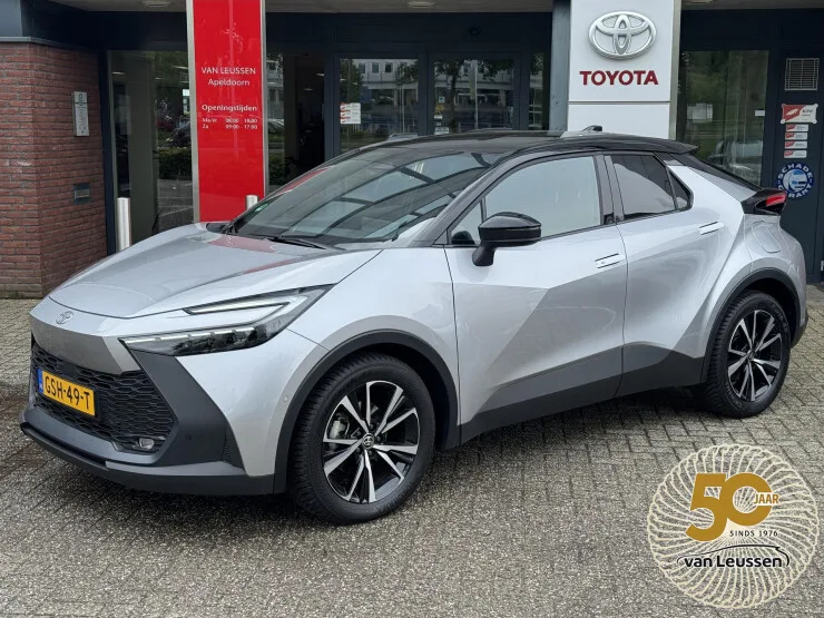 Toyota C hr (2024) — foto 1