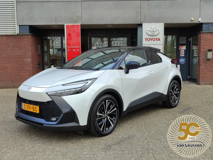 Toyota C hr (2024) — foto 1