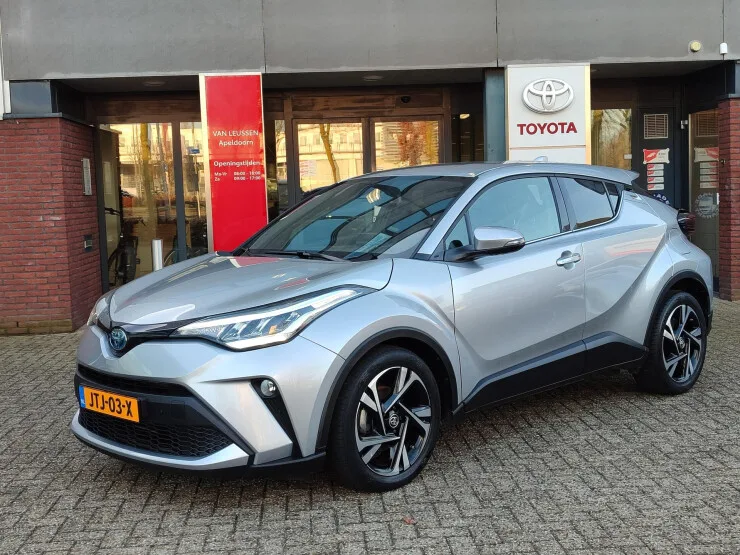 Toyota C hr (2023) — foto 1