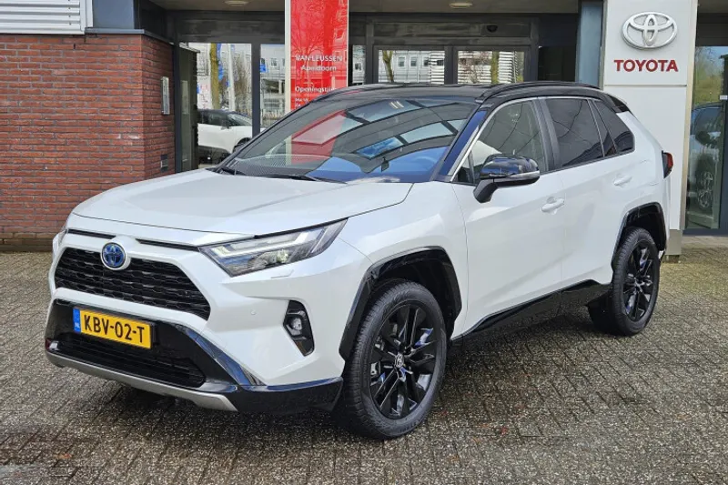 Toyota RAV4 (2024)