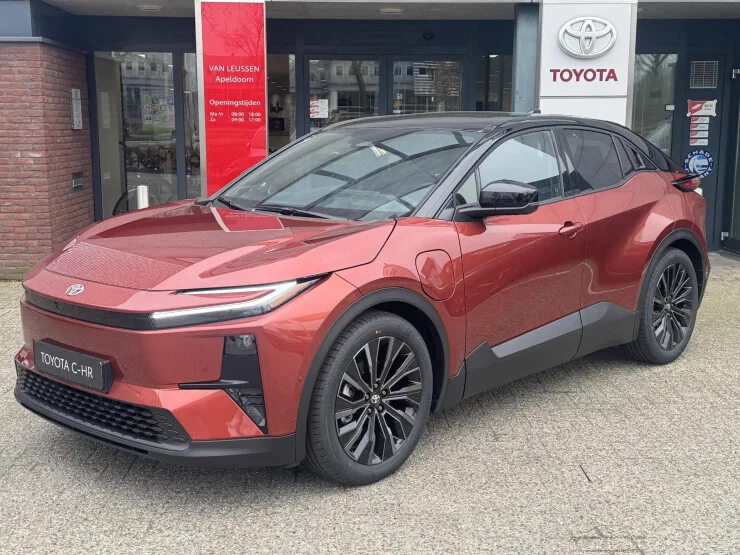 Toyota C hr (2026) — foto 1