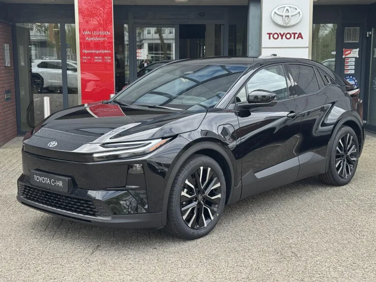 Toyota C hr (2026) — foto 1