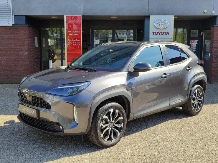 Toyota Yaris Cross (2025) — foto 1